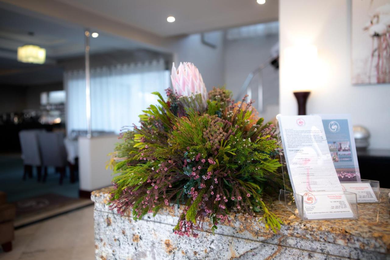 Flamingo Villas Boutique Hotel Уолфиш-Бей Экстерьер фото