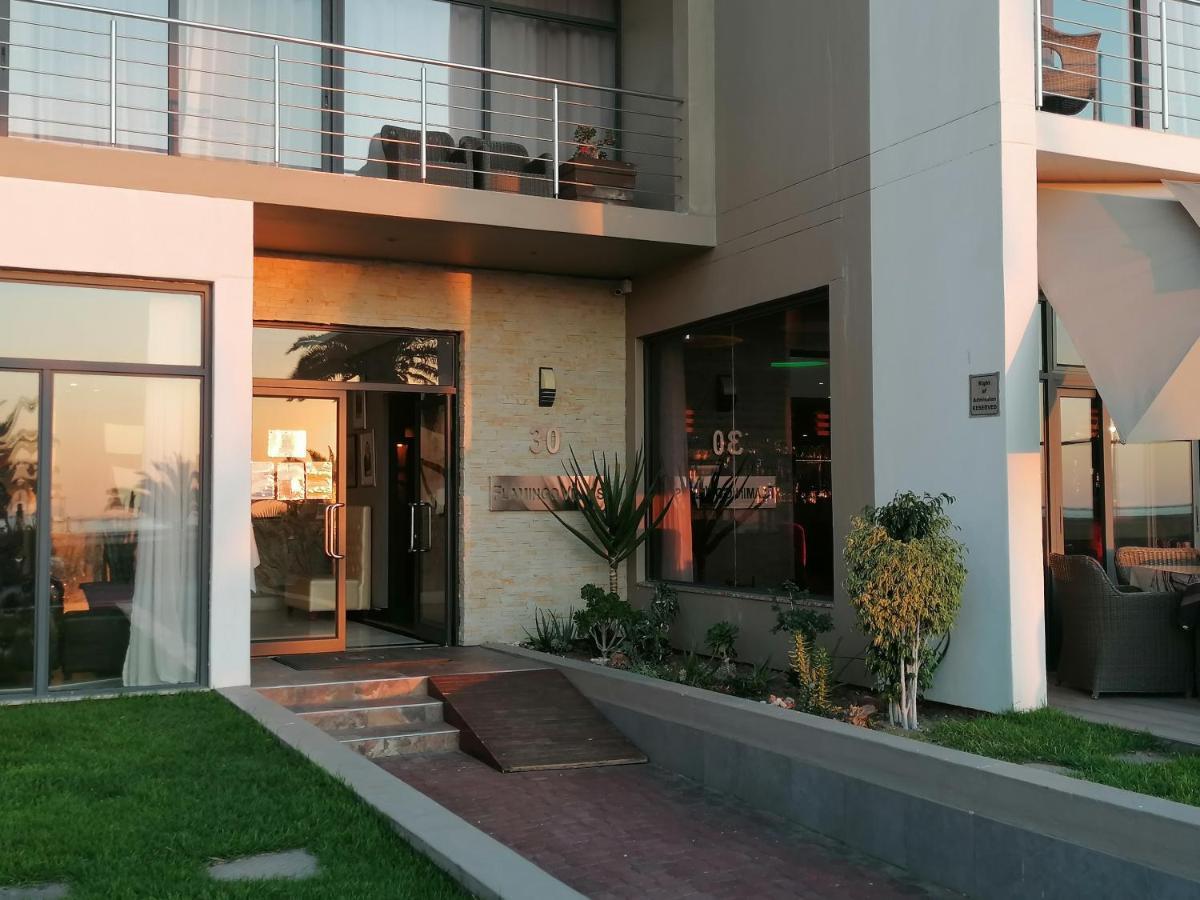 Flamingo Villas Boutique Hotel Уолфиш-Бей Экстерьер фото
