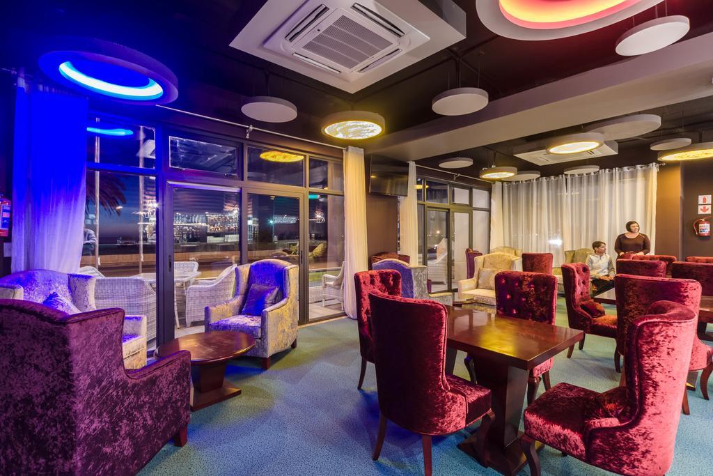 Flamingo Villas Boutique Hotel Уолфиш-Бей Экстерьер фото